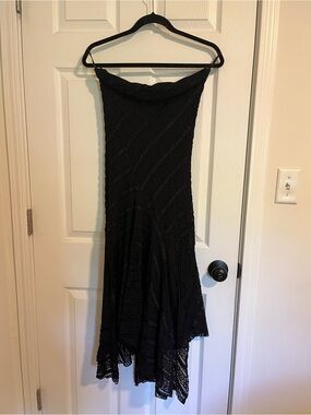 Alexia Admor black lace strapless dress